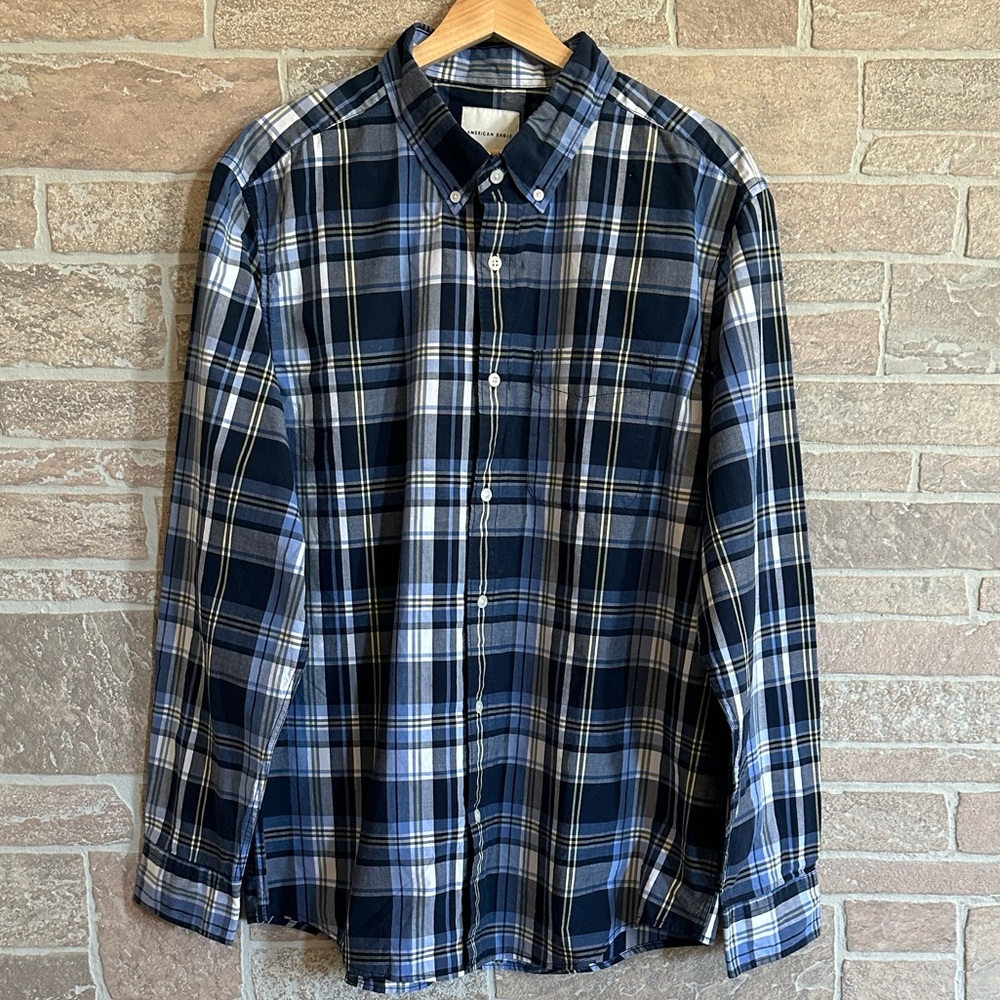 American Eagle Outfitters Navy and White Plaid Shirt